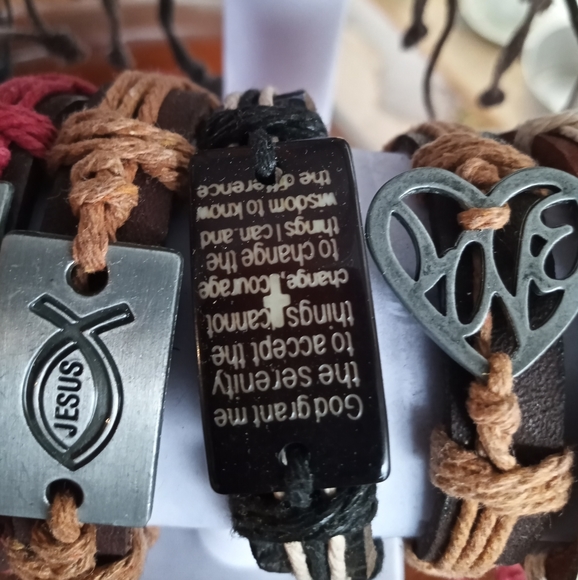 Handmade bracelets - Picture 3 of 4